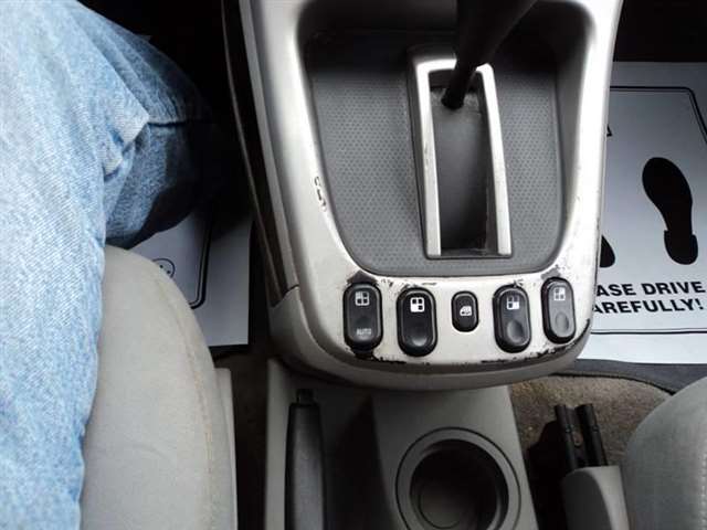 2005 Chevrolet Equinox LS 4dr SUV